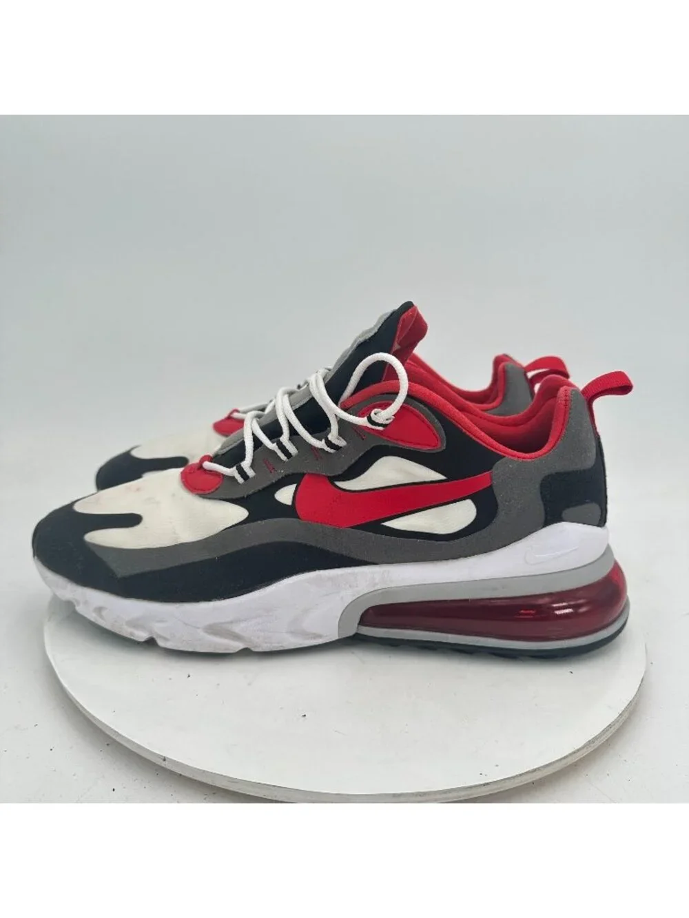 Nike Air Max 270 React Men Sz 11 CI3866-002 Black Iron Grey University Red Shoes